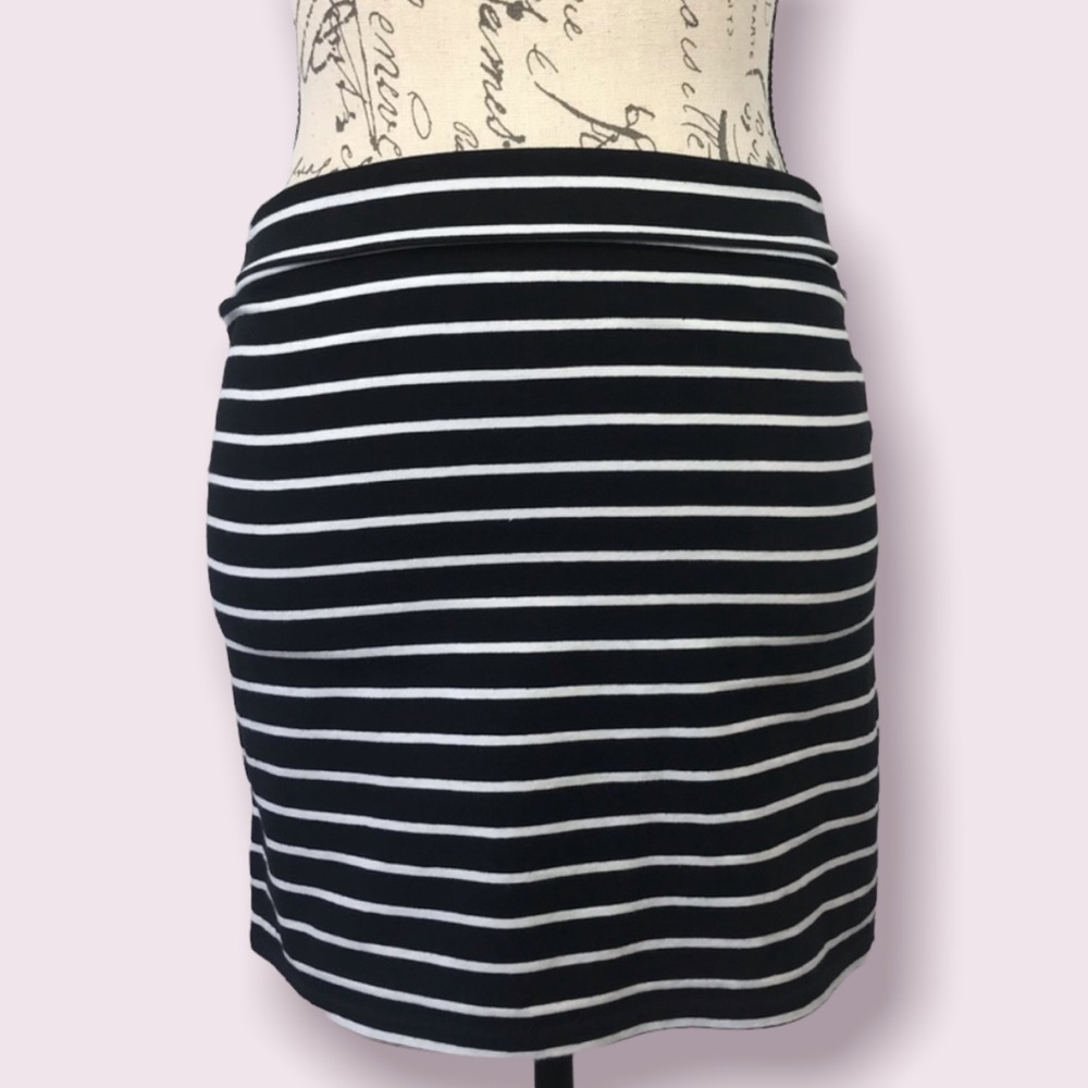 Cotton On, Striped Mini Skirt, Size Small - Picture 3 of 11